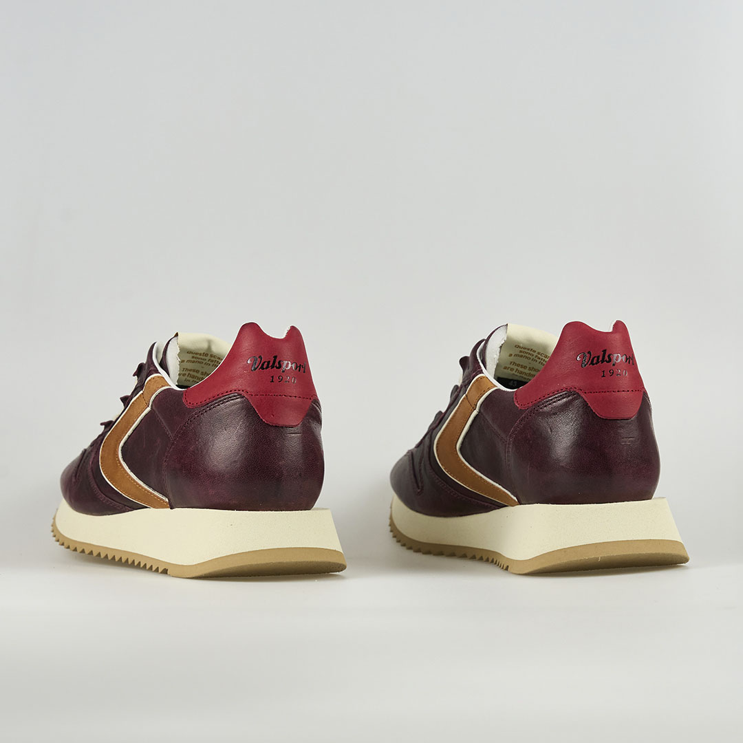Magic Run Vintage Red 1