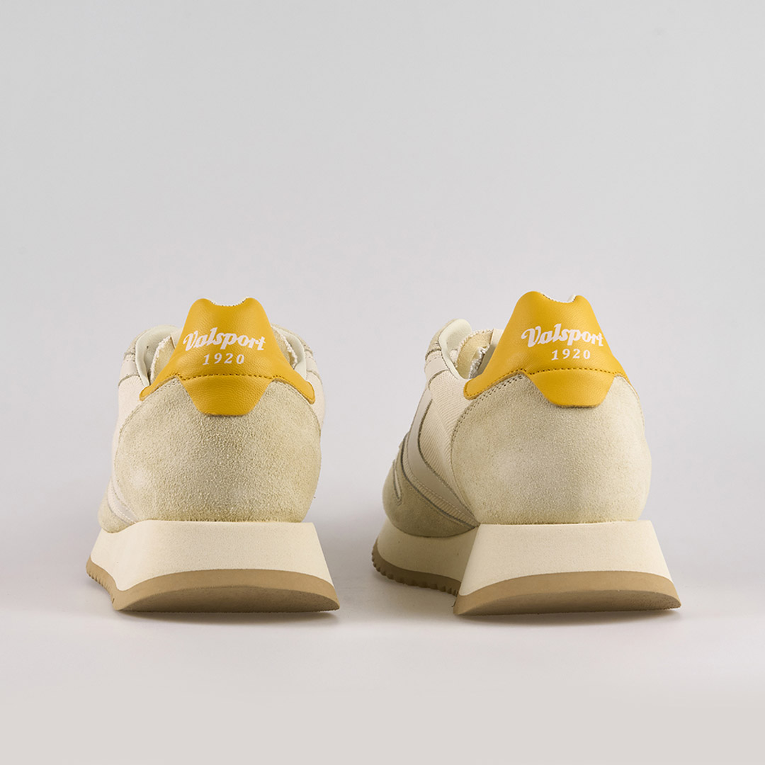 Magic Run Canvas Milk 1