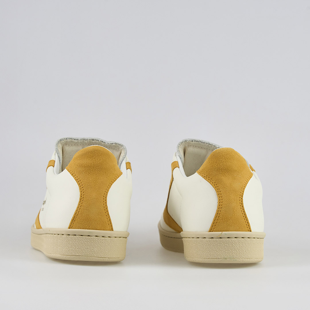 Tournament Leather Suede Amber 1