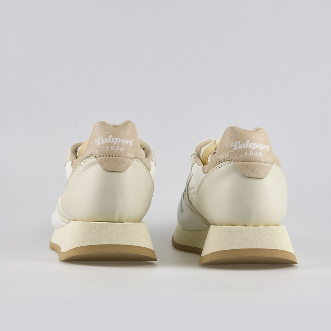 Magic Run Soft White/Ecru 1