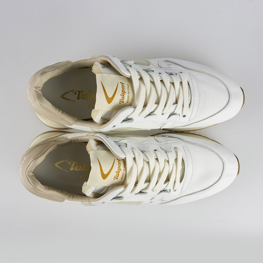 Magic Run Soft White/Ecru 2